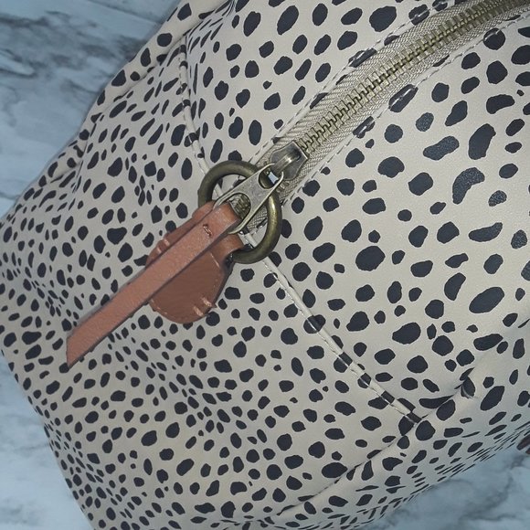 Universal Thread Leopard Print Weekender Zip Tote - Picture 2 of 7